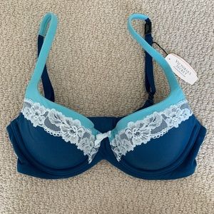 NWT Victoria’s Secret Bra, Size: 32C